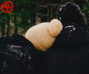 کاور آهنگ تی رو هلال ماهه قرص قمر تو هستی از هایده به همراه متن ترانه اثر هایده