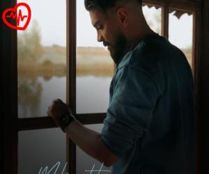 کاور آهنگ گوش کن چی میگم از مهران طاها به همراه متن ترانه اثر مهران طاها